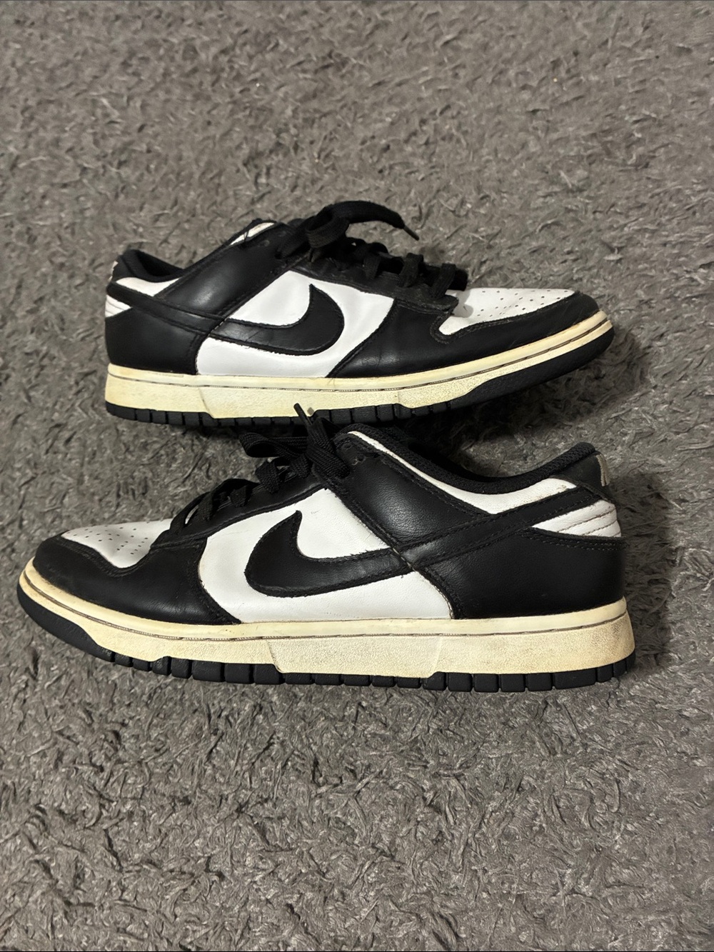 Nike dunk low panda